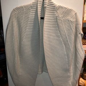 Really cute top/ a hint of sparkle